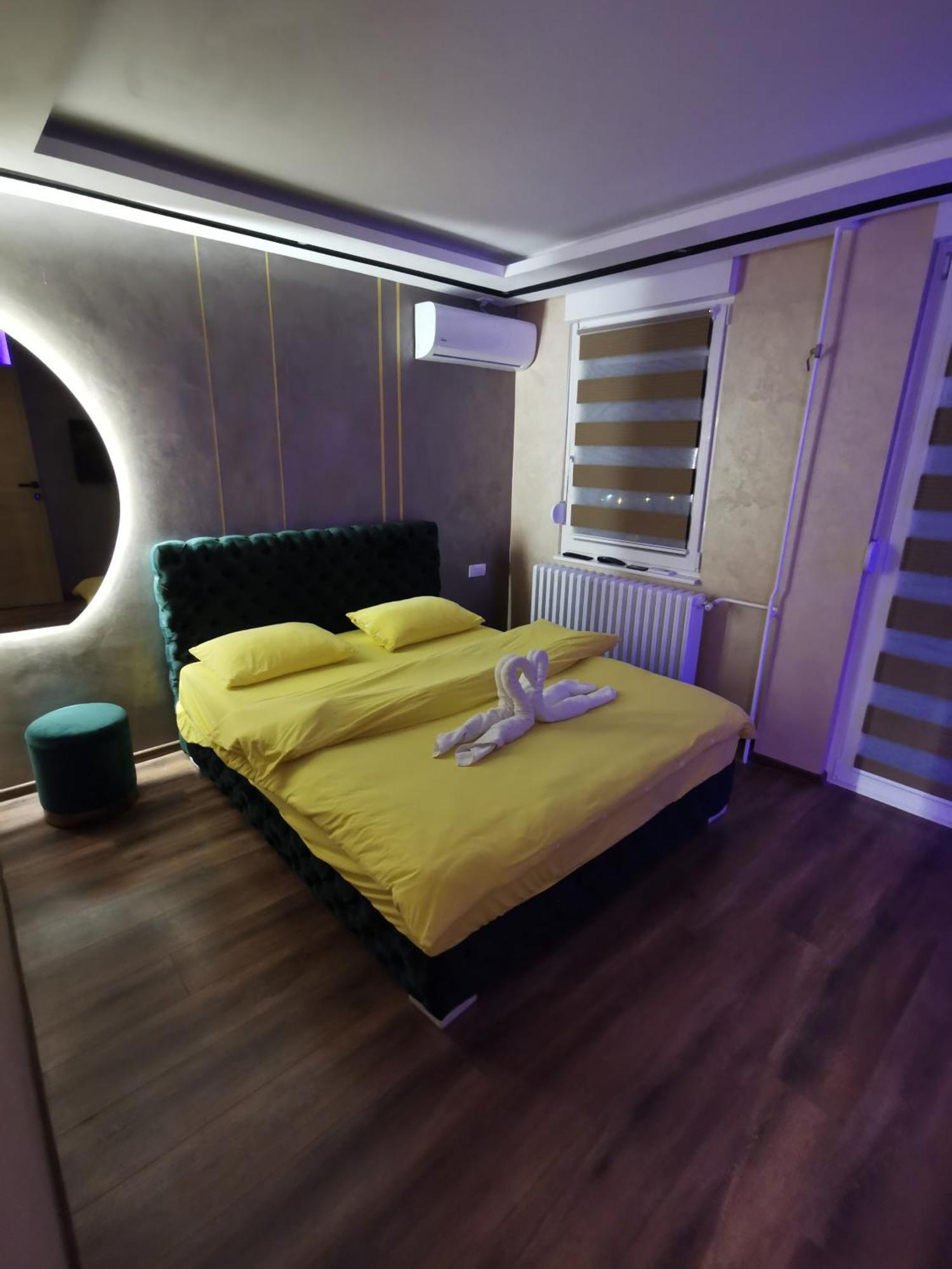 Princ Lux Spa With Free Parking Novi Sad Esterno foto