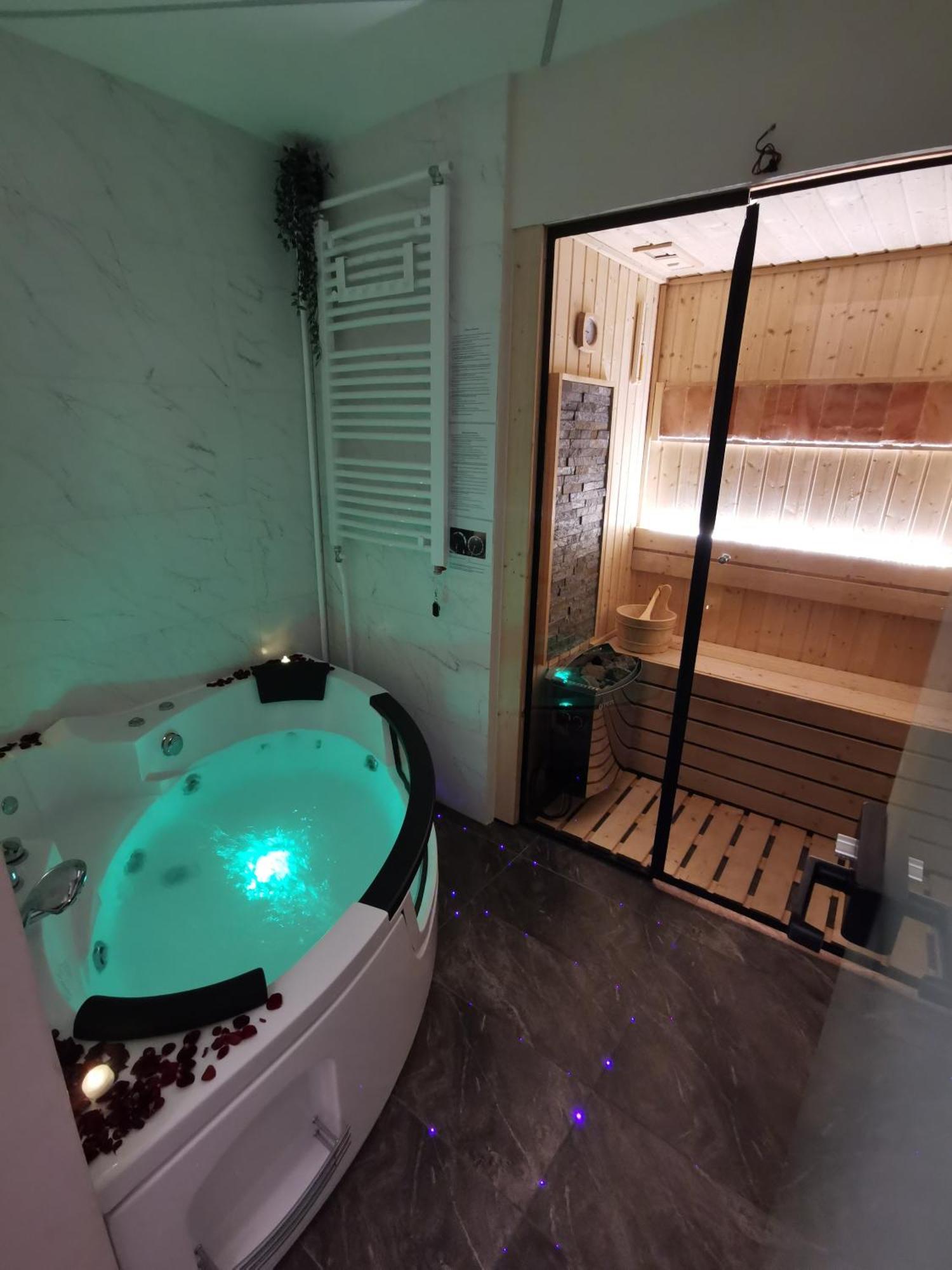 Princ Lux Spa With Free Parking Novi Sad Esterno foto